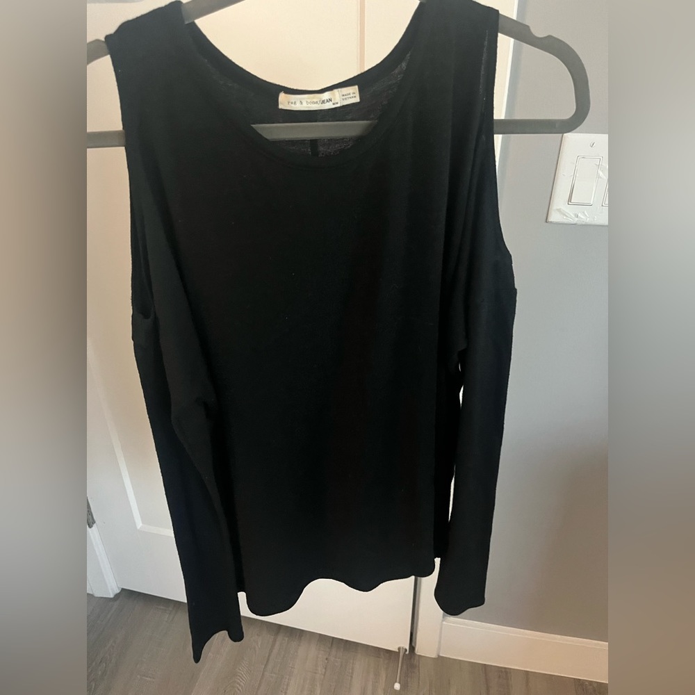 Rag and Bone black cold shoulder long sleeve sweater top size M